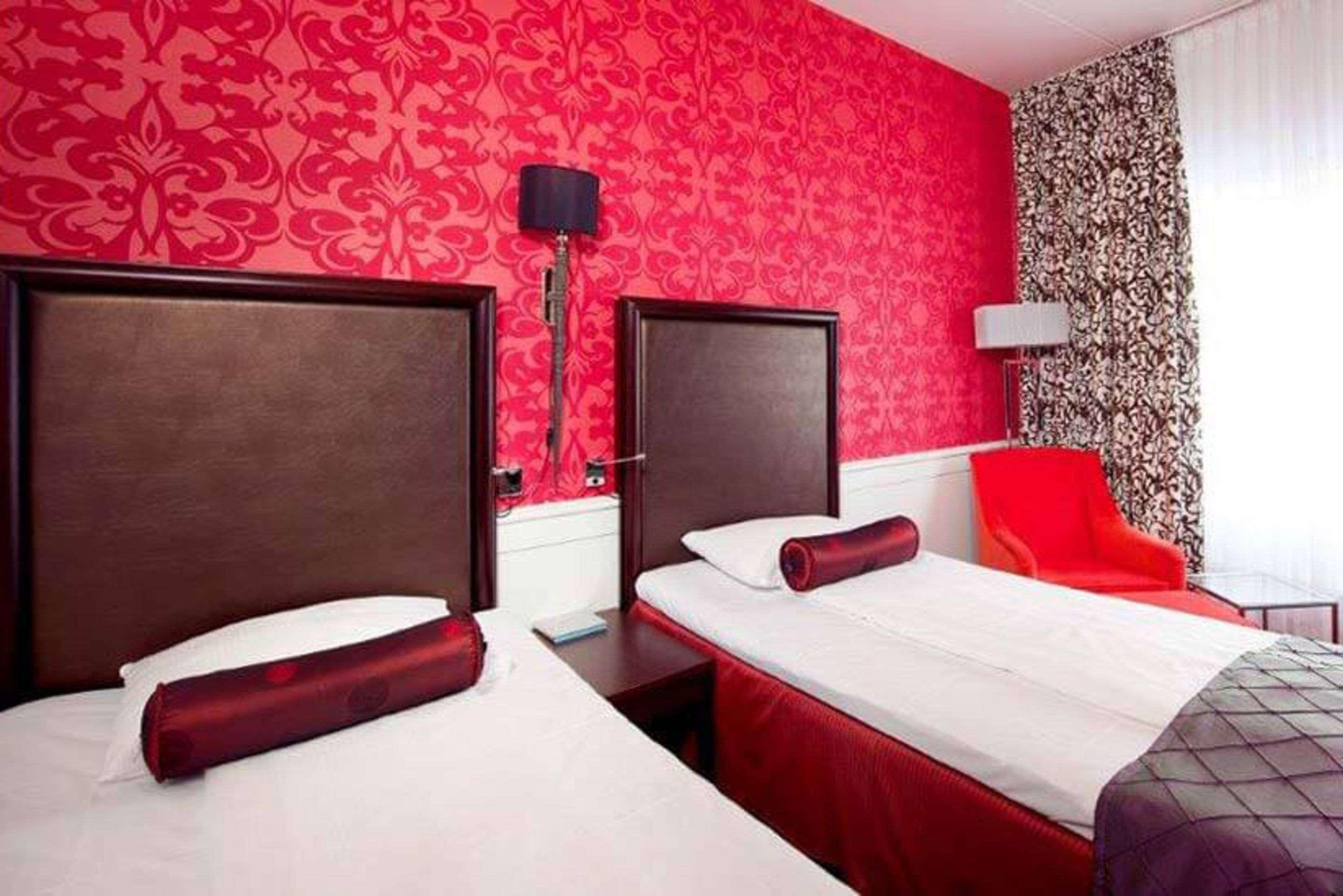 Home Hotel Grand Bodo Exterior photo